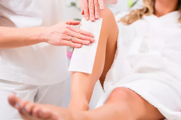 Epilation Demi jambes à la cire