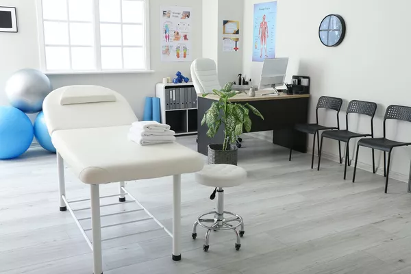 Nettoyage des locaux professionnels (bureaux, restaurants, commerces, cabinets, salons) – Lyon et alentours