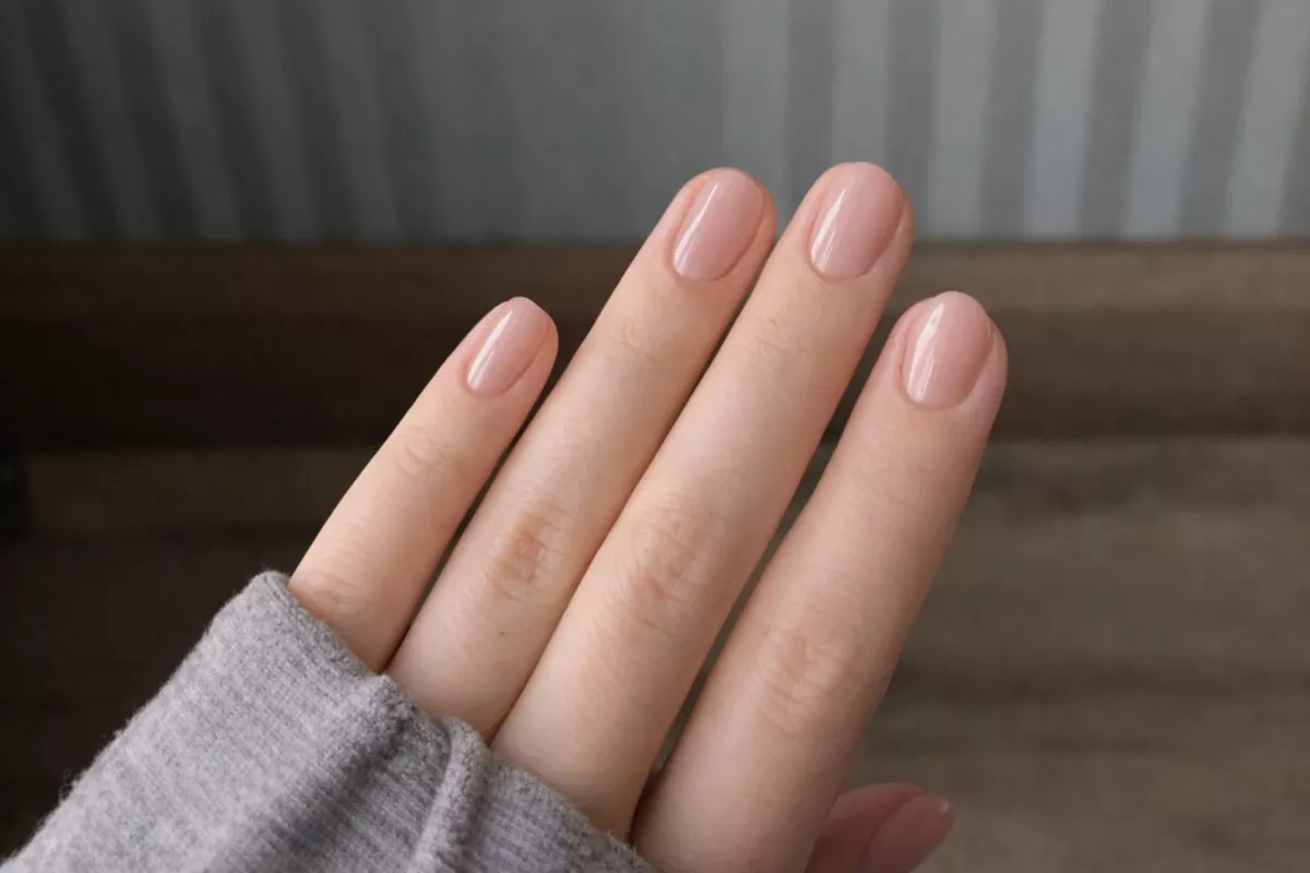 Beauté des Mains Simple avec vernis simple