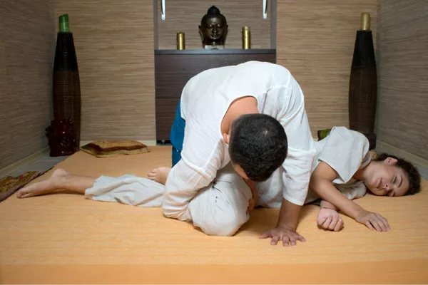 Le massage tibétain : Une thérapie ancestrale