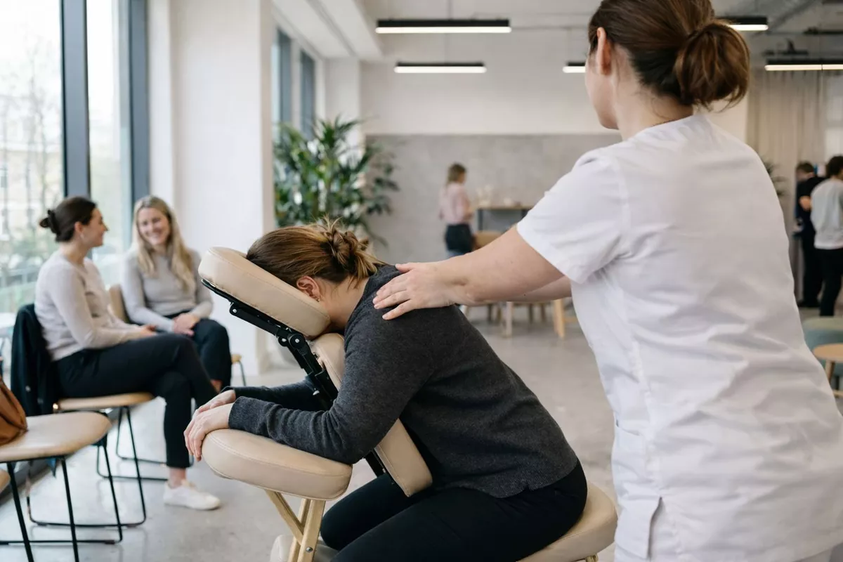Massage habillé Amma Assis sur Chaise - Intervention demi-journée (4h)