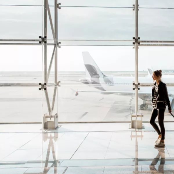 Réserver un VTC à l'aéroport d'Orly : transfert à prix fixe, service 24h/7j
