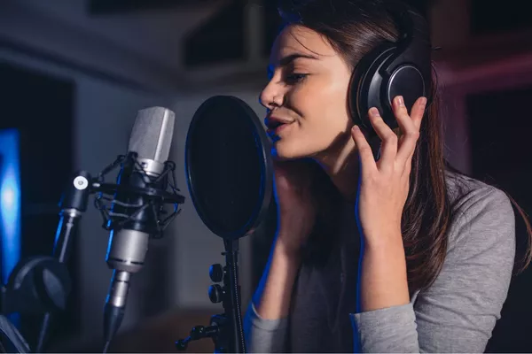 Apprendre à chanter sur 6 mois à Dijon : Coaching vocal + enregistrement studio offert