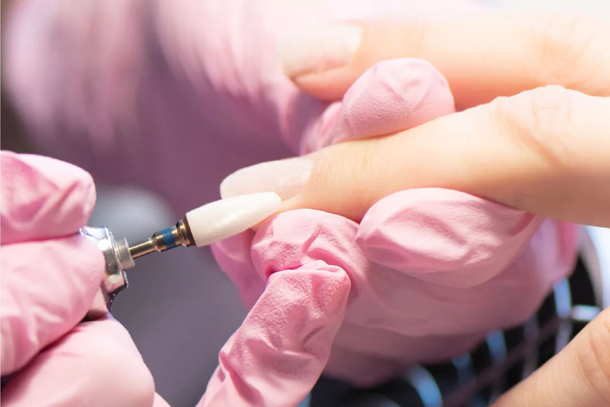 Dépose gel ou vernis semi permanent