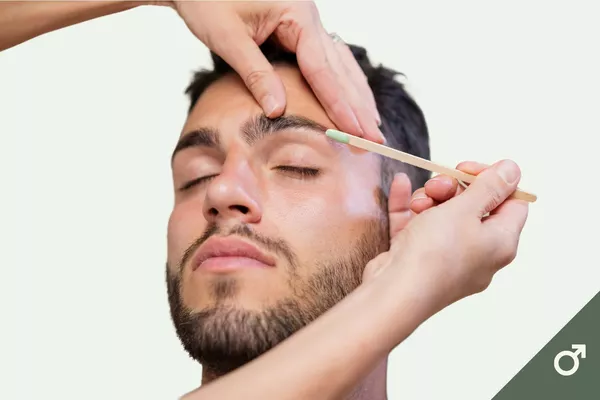 Épilation Sourcils à la cire pour homme
