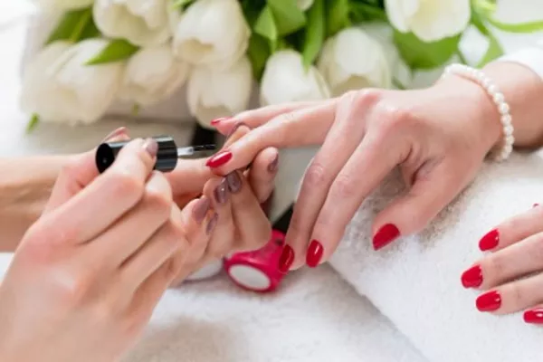 Pose gel plus vernis semi permanent