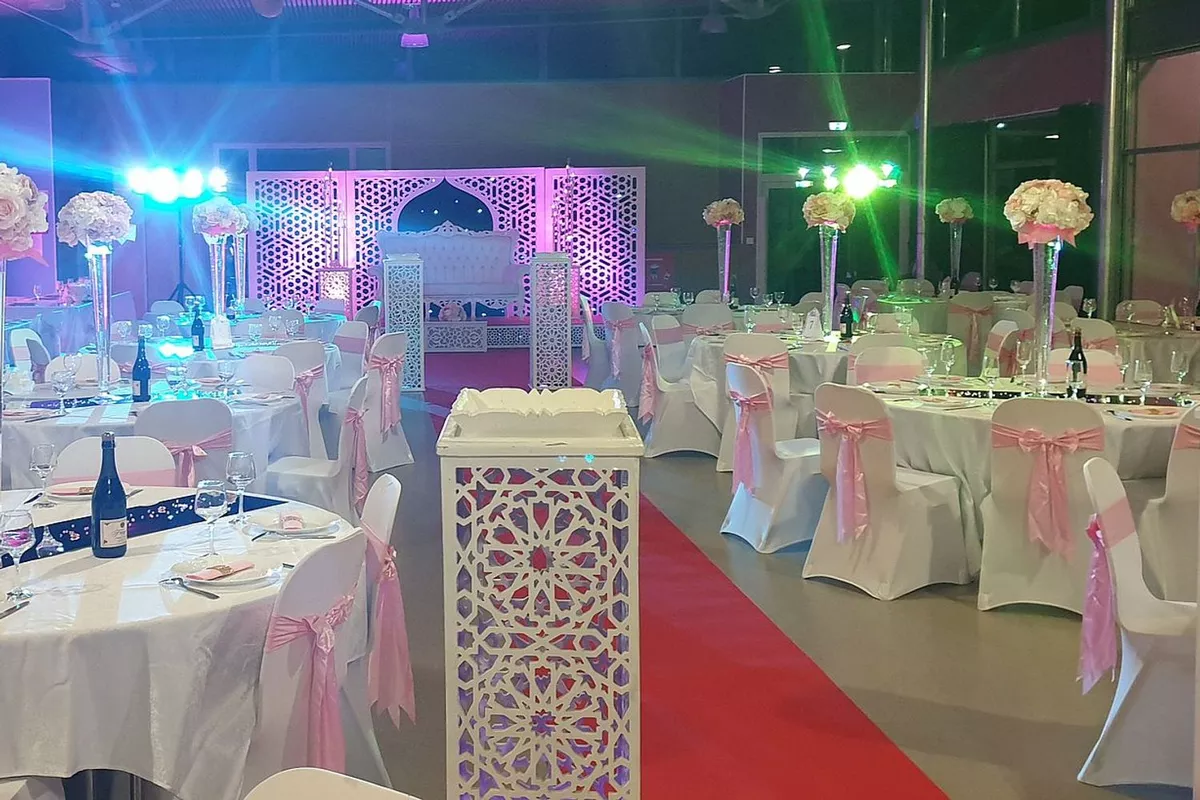 Location Noeux de Chaises en satin