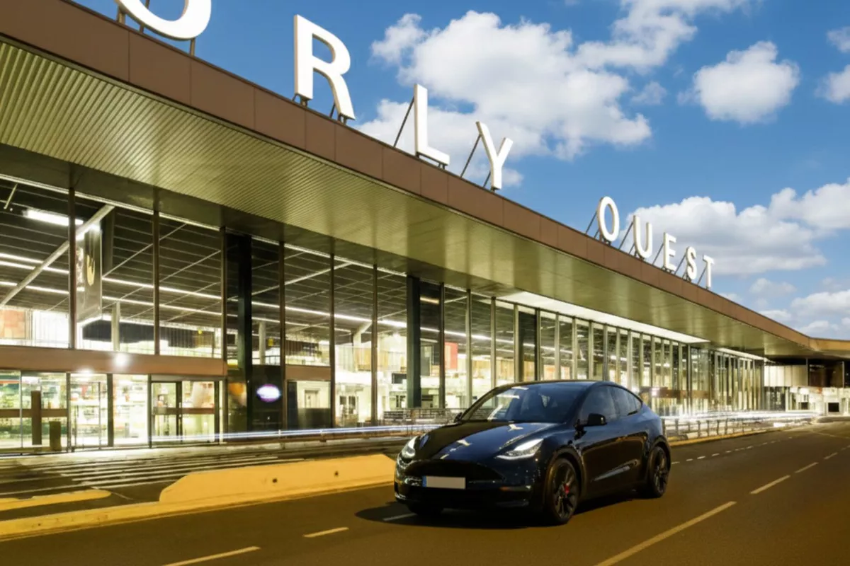 Transferts Aéroports Paris – Chauffeur VTC 24/7 (CDG, Orly, Beauvais)
