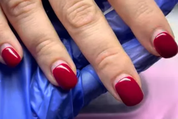 Remplissage gel + semi permanent unis