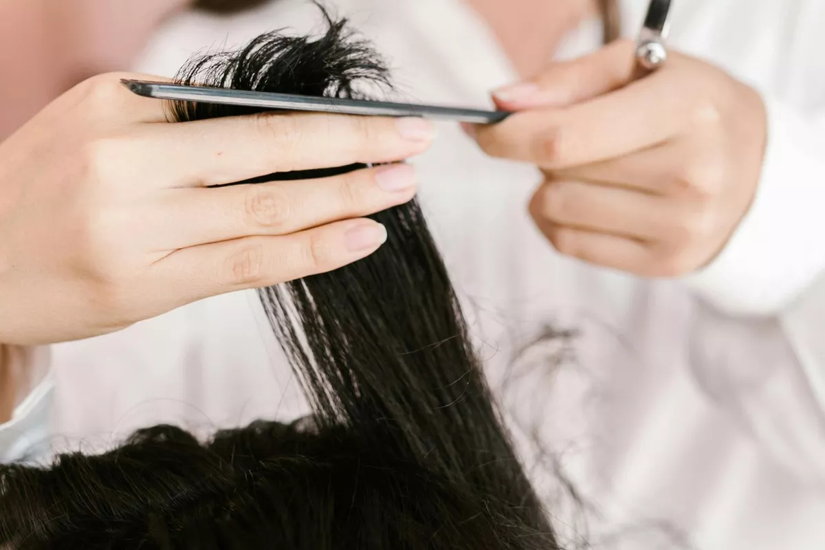 Coupe + shampoing + coiffage/séchage naturel chev courts - mi longs