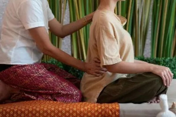 Massage thaïlandais traditionnel
