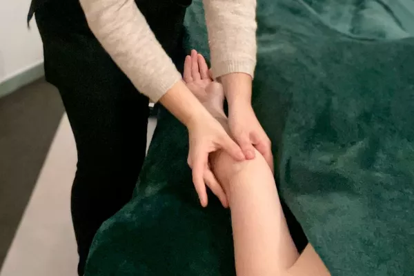 Forfait Relaxation : 4 massages 60 min au choix + 1 Offert