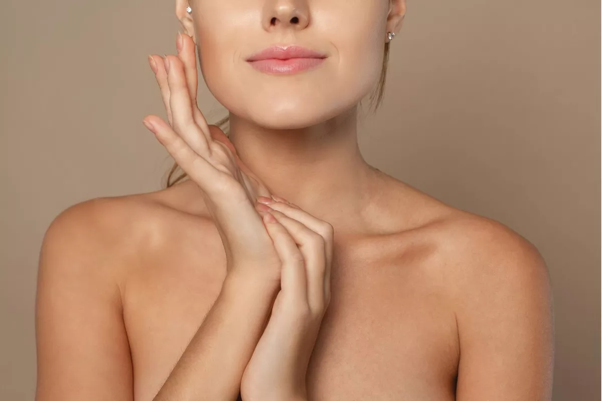Microdermabrasion Corps Entier – Soin exfoliant et éclaircissant