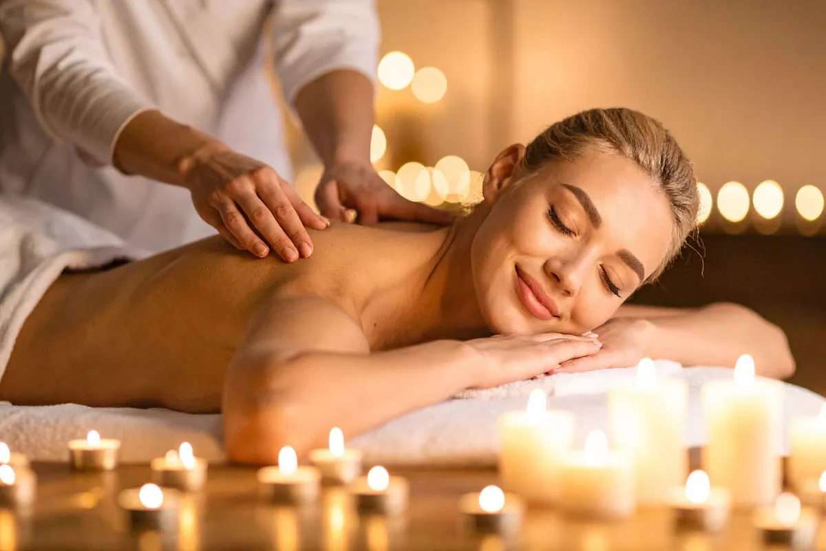 Golden SPA: Soin du visage + massage corps aux peptides d'or