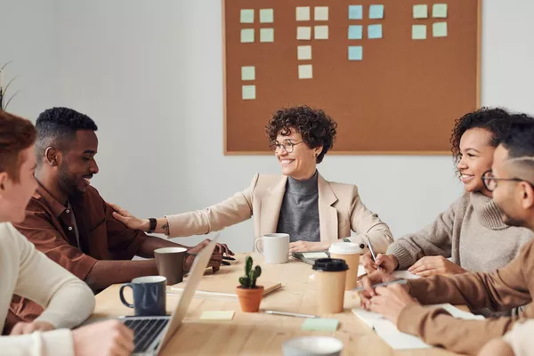 Amélioration de la qualité de vie au travail (QVT) :  prévenir les risques et améliorer le bien-être des équipes
