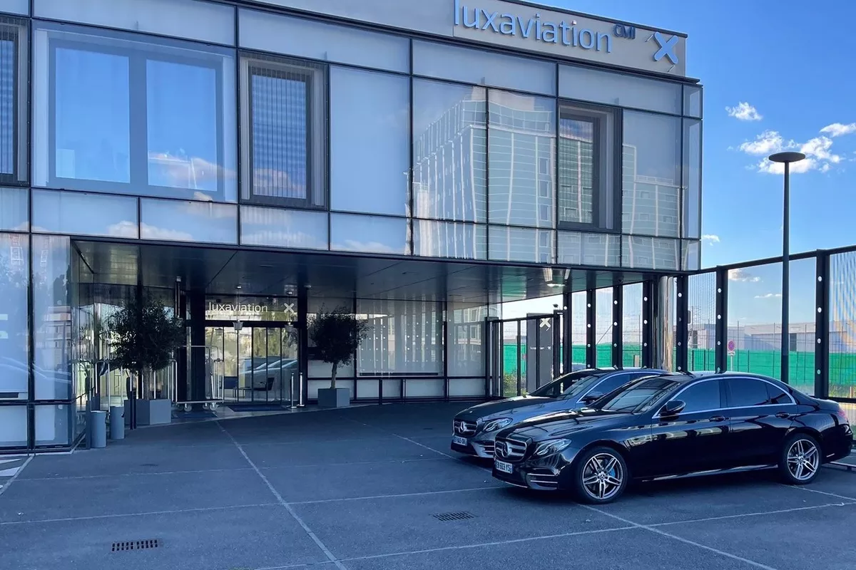 VTC Transfert Aéroport – Paris, Orly, Roissy-CDG, Beauvais & Le Bourget
