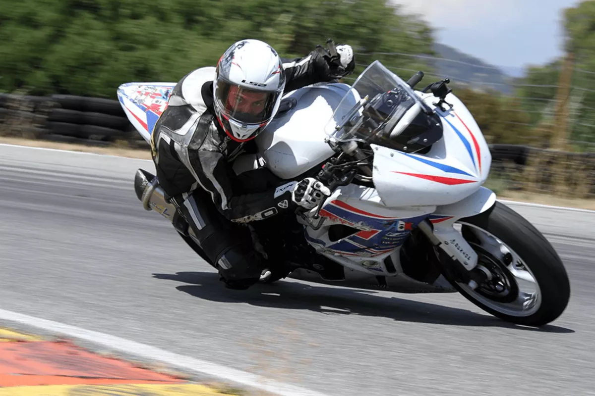 École de pilotage moto-cross Mougins