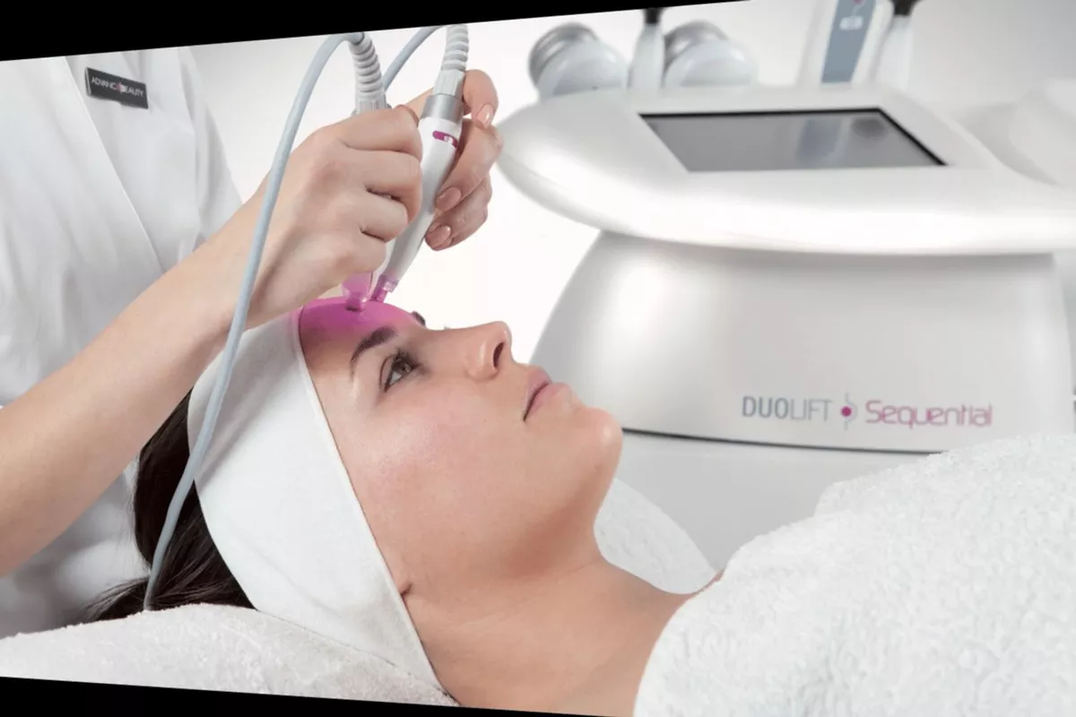 Soin liftant prestige  (visage coup et décolleté)