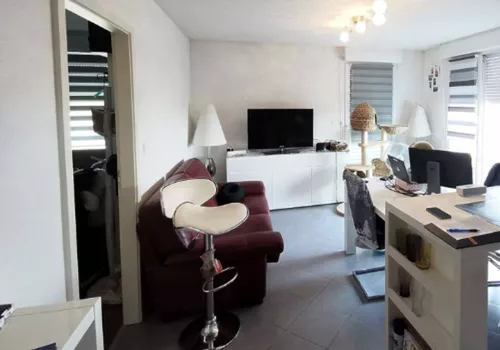 Appartement 3 pièces d'une surface de 64m² au sol et 57m² carrez idéalement situé entre Brumath et Haguenau à Batzendorf 2