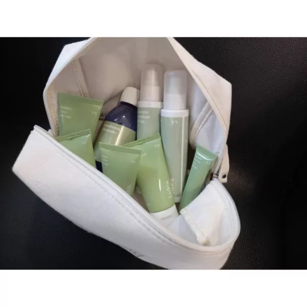 Trousse complète avec 8 produits et soin gratuit 30mn