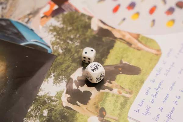 Atelier d’Écriture Thérapeutique pour Adolescents – Confiance & Expression