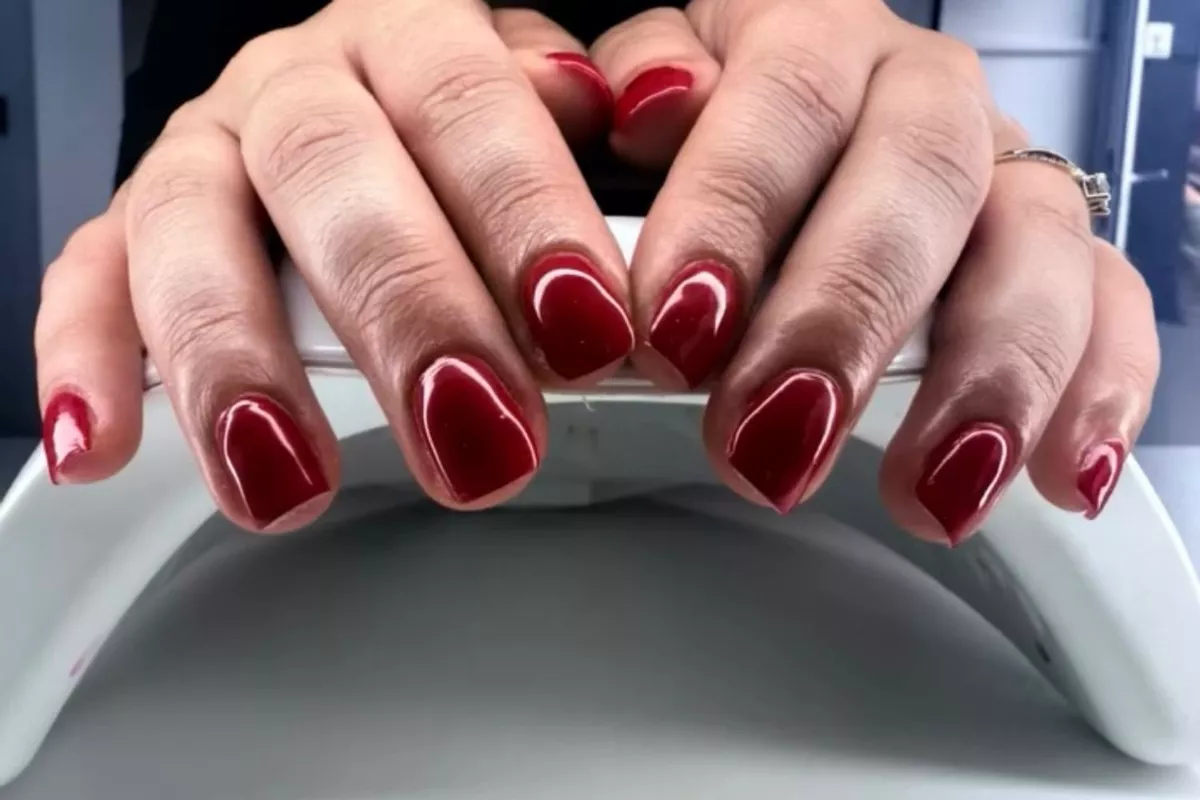 POSE VERNIS SEMI - PERMANENT avec MANICURE RUSSE