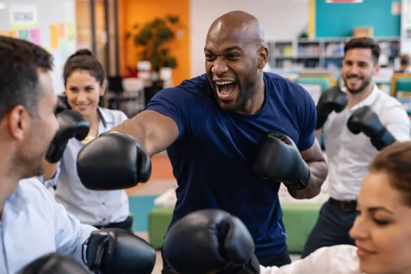 🥊 Sports de combat & self-defense 2h = ×2 Interventions de sports de combat, ainsi que des ateliers de self-défense