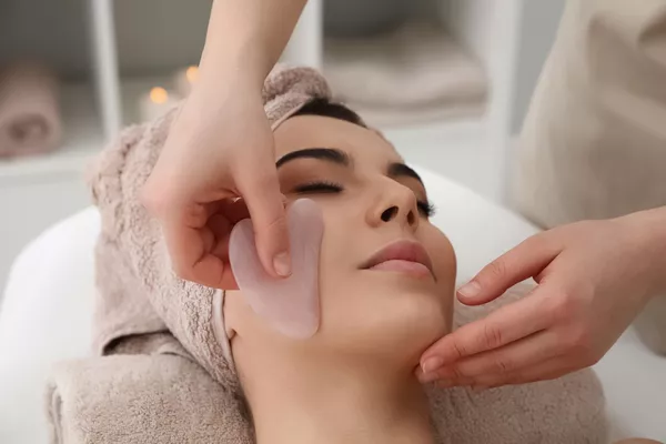 Massage Gua Sha du Visage + Buste + Crânien
