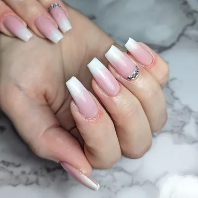 Élégance et originalité pour sublimer vos ongles