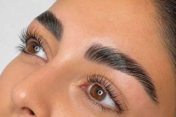 Browlift + teinture