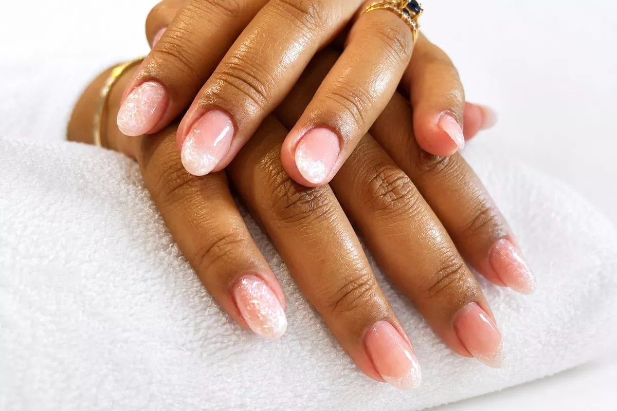 EXTENSION DES ONGLES AU GEL +  BEAUTÉ DES MAINS  COMPLET inclus +  couleurs + déco   – Technique russe