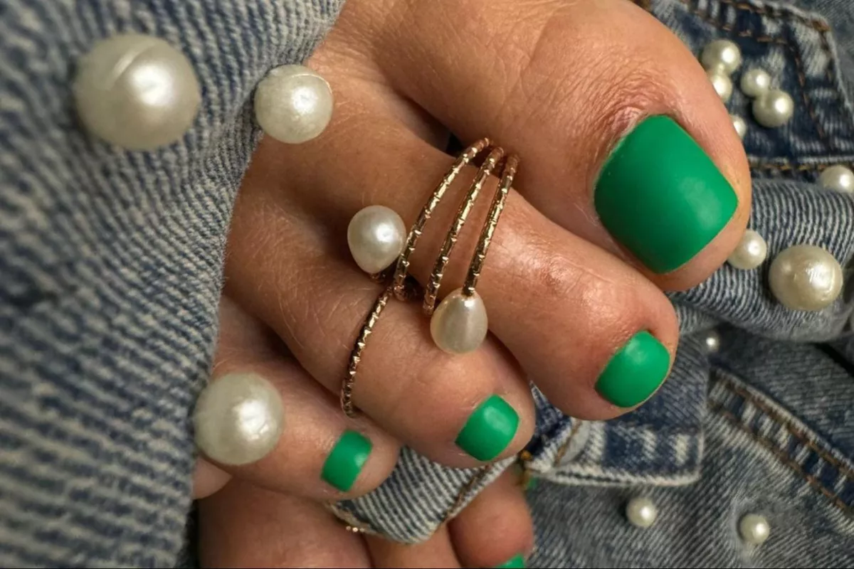 Vernis permanent pieds