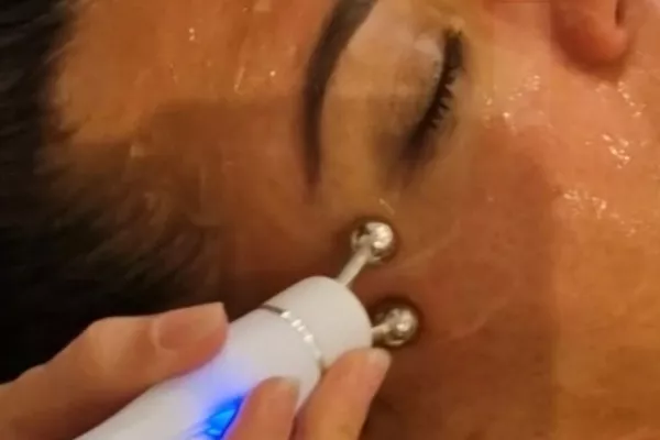Cure 4 séances HydroFace Skin classique