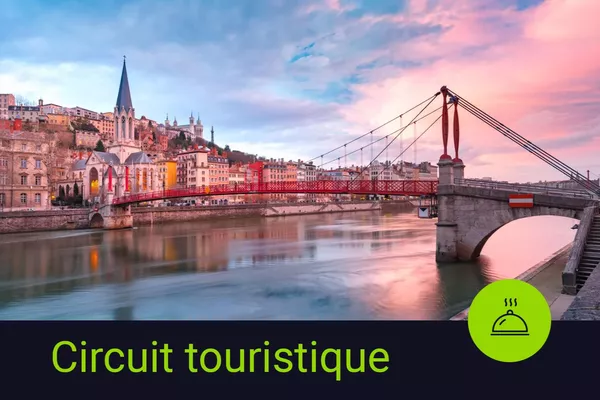 Circuits touristiques – À la découverte de Bourg-en-Bresse, Lyon et leurs trésors