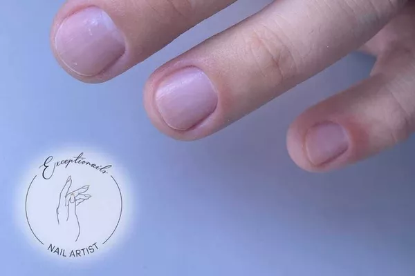 Dépose avec manucure 