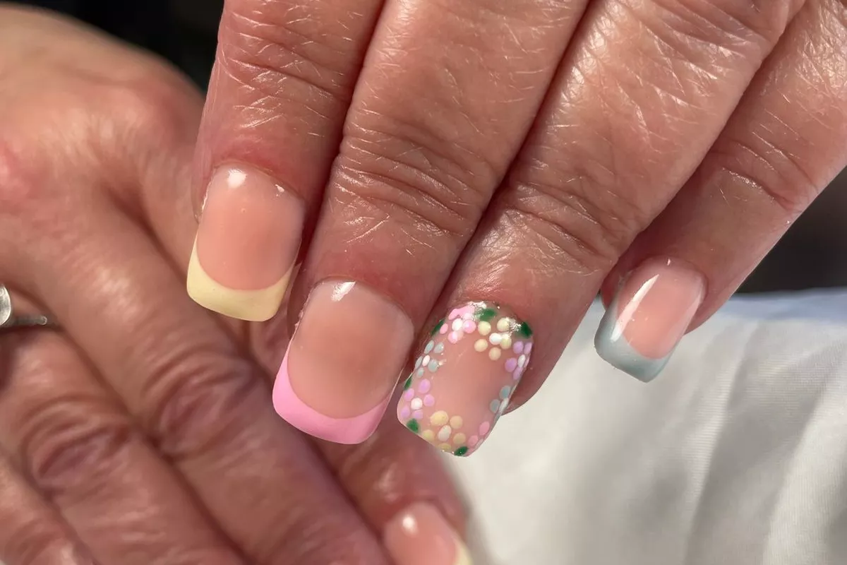 Pose d’ongles Saint-Jean-de-Braye