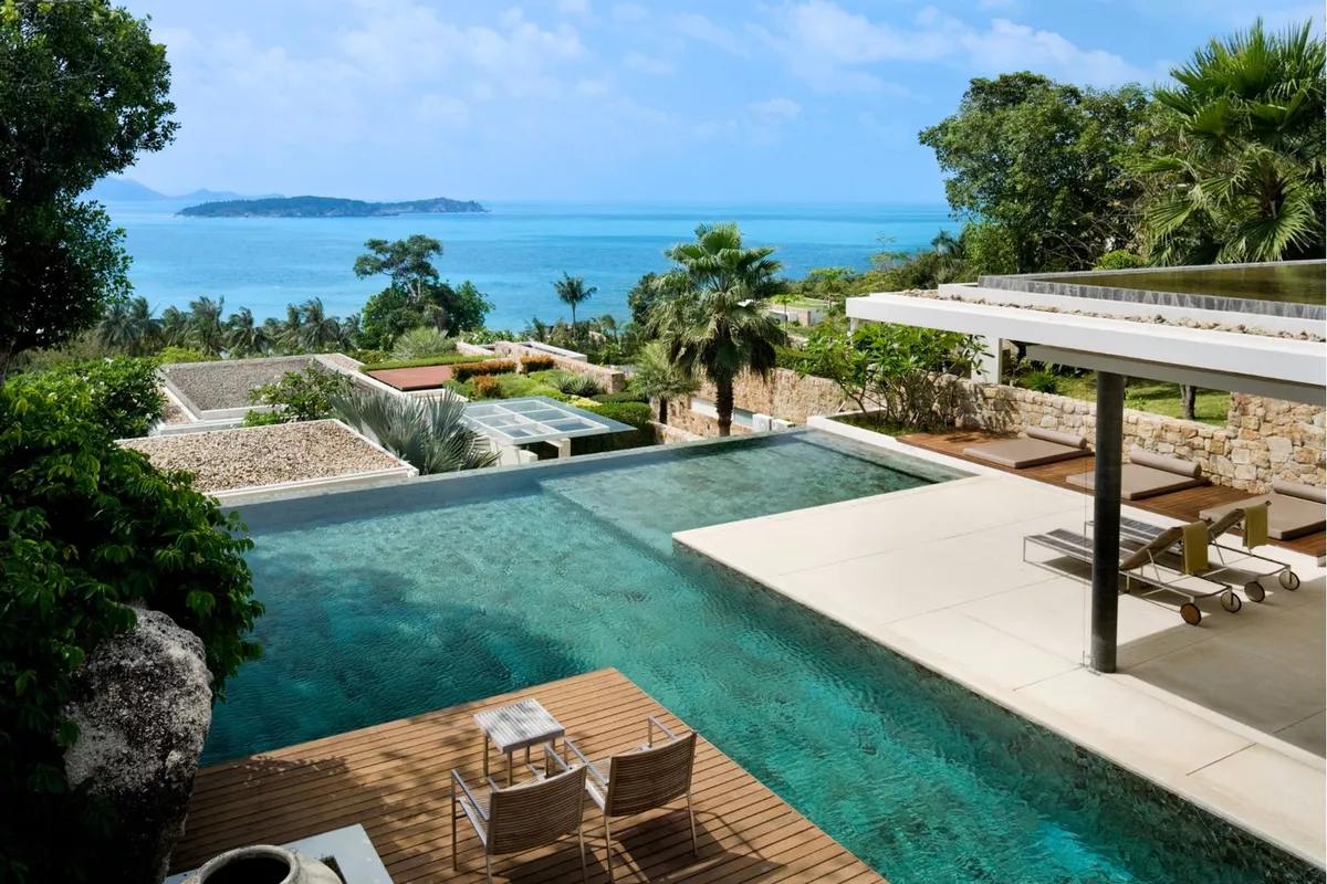 Travaux périphériques pour piscine (plages de piscine, margelles, maçonnerie décorative) – Nice, Alpes-Maritimes (06) & Var (83)