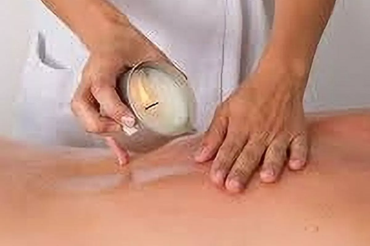 Massage à la  cire de bougie