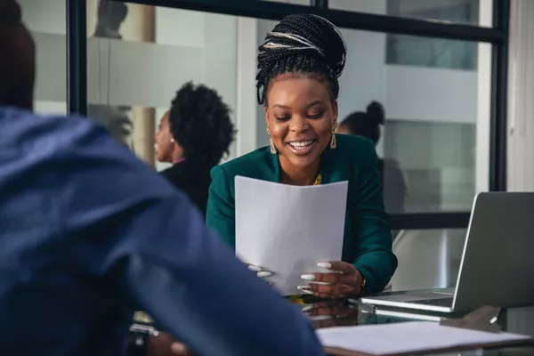 Service de recrutement externalisé (publication d'offres et entretiens)