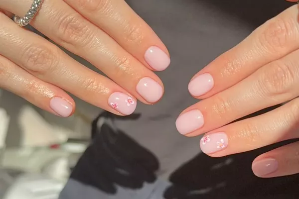 Gainage et pose de vernis semi-permanent