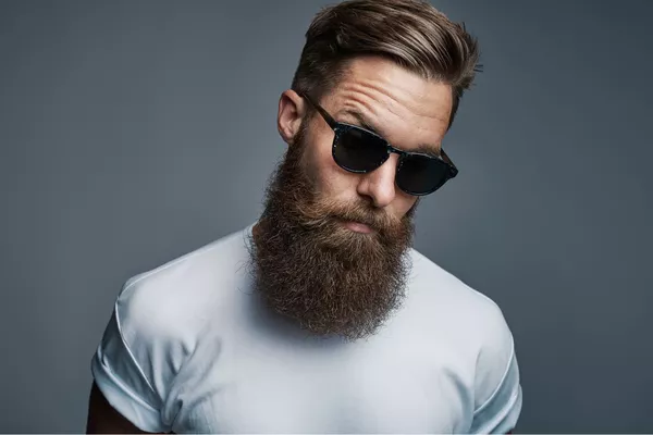 Taille Barbe longue