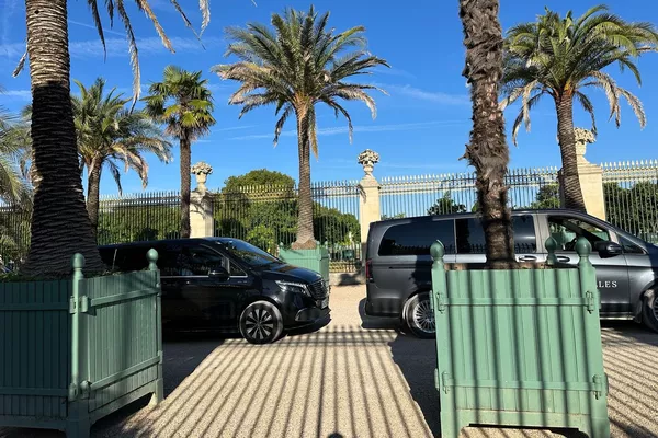 VTC pour Sorties & Loisirs – Disneyland Paris, Parc Astérix, Jardin d’Acclimatation, Musées & spectacles parisiens