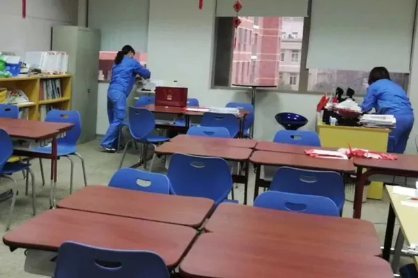 Nettoyage d’écoles, crèches et établissements scolaires