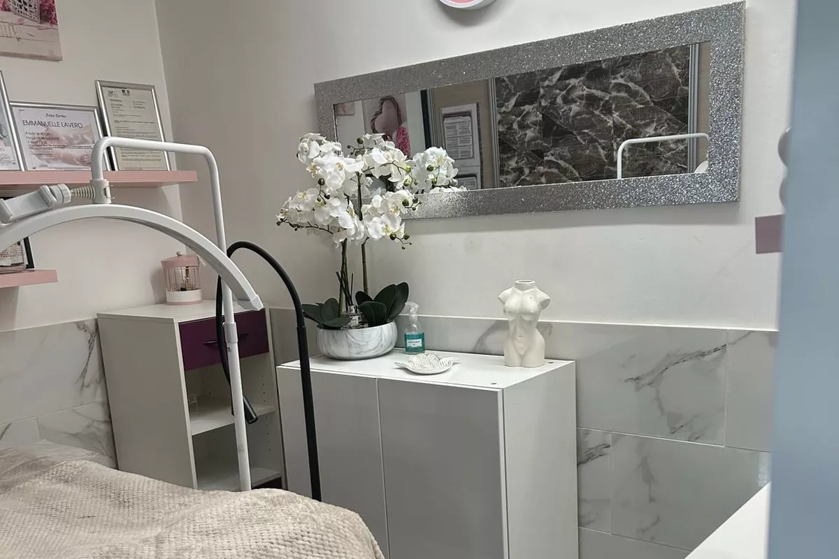 Elodie_beauty_center