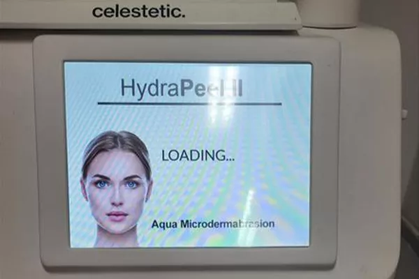 Soin Celestetic nettoyant HydraPeel