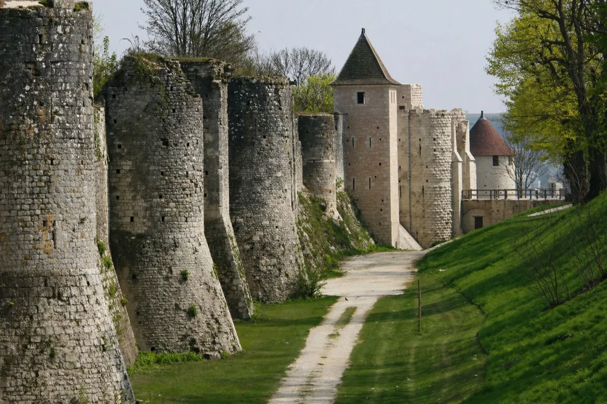 Excursion Provins médiéval depuis Paris avec guide touristique