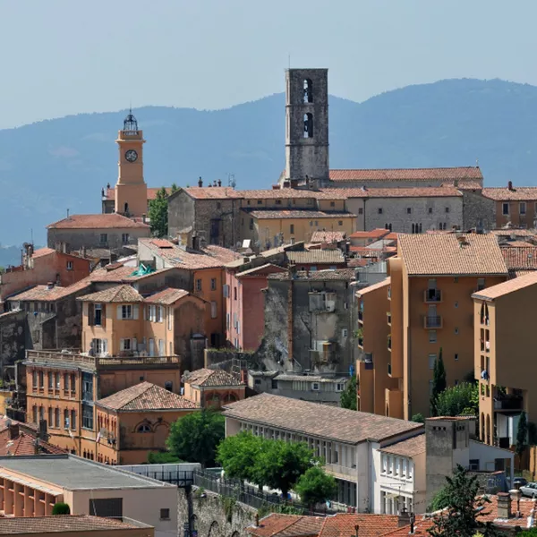 Antibes - Grasse : trajet, distance, durée et comparaison des prix