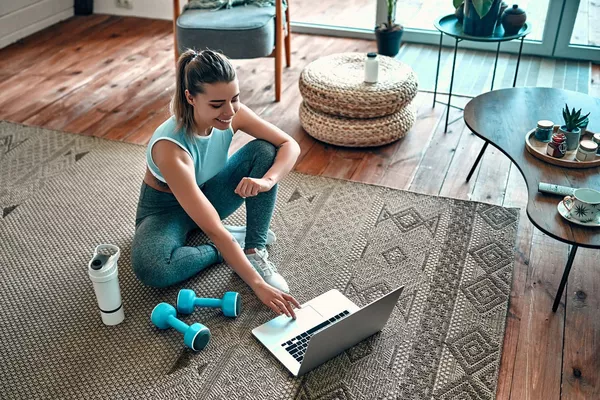 Programme sportif sur mesure selon objectif : perte du poids, prise de masse, post-partum, mobilité ...